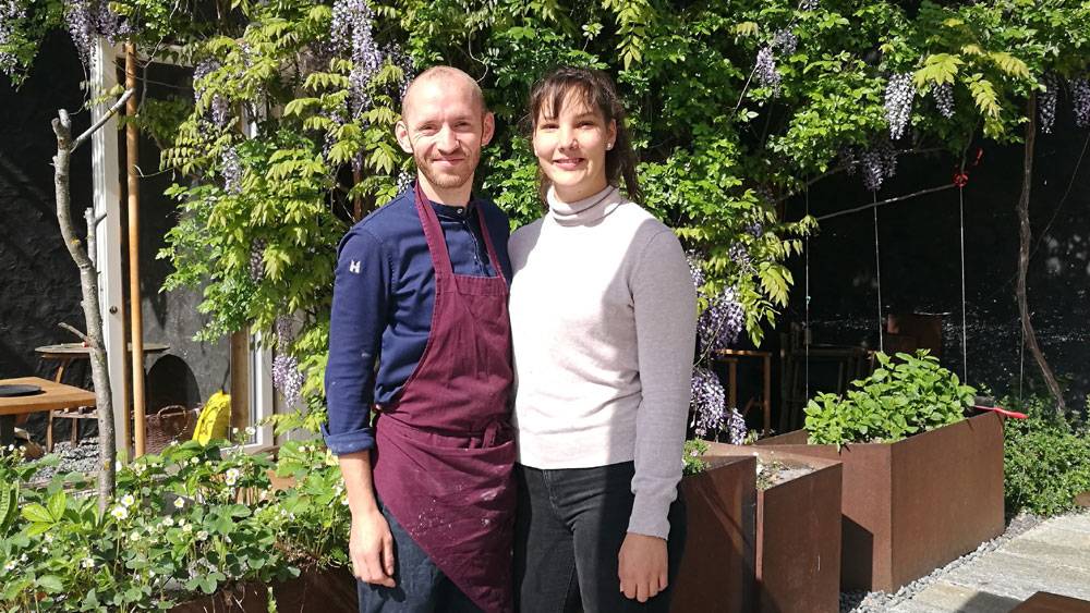 Toni Komrowski und Carina Frissnegger | Kulinarium im Weingut Georgium
