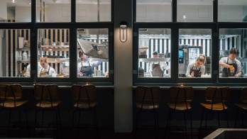 Bar Tatar in der Schreiberei