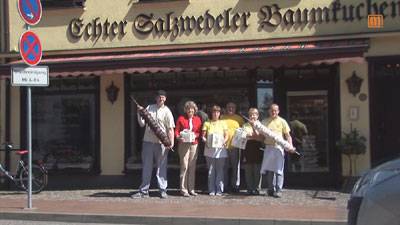 Das Team der Ersten Salzwedeler Baumkuchenfabrik