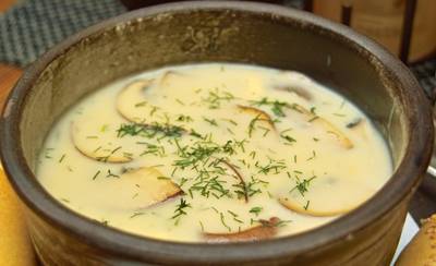Kulaida - Böhmische süß-saure Pilzcremesuppe Rezeptempfehlung Topfgucker-TV Kulaida - Böhmische süß-saure Pilzcremesuppe